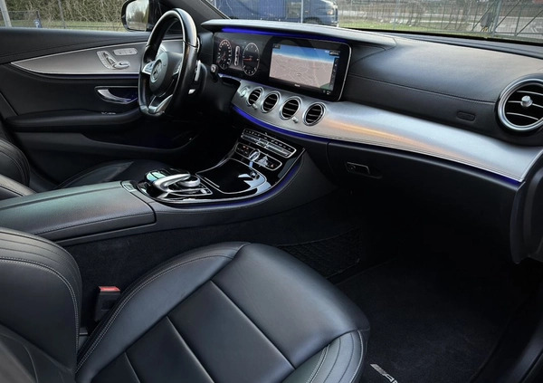 Mercedes-Benz Klasa E cena 137800 przebieg: 207800, rok produkcji 2017 z Białystok małe 137